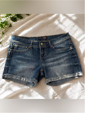 Levi’s Y2K Denim Shorts Boho Festival Indie Low Rise